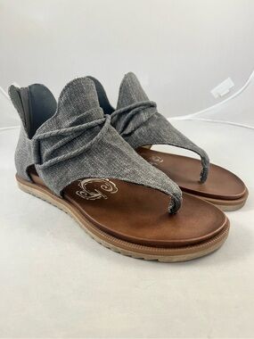 Very G Sparta Gray Canvas Braided Thong Sandals Back Zip Size 7.5